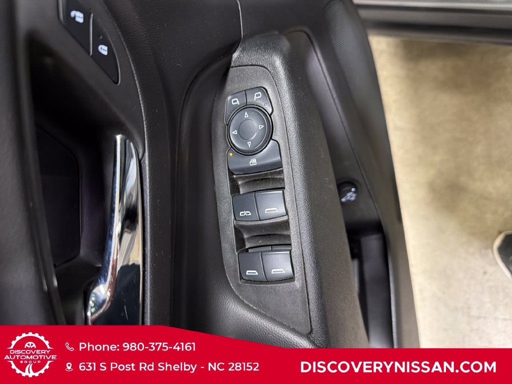 Used 2024 Chevrolet Equinox LT AWD/4WD image 12