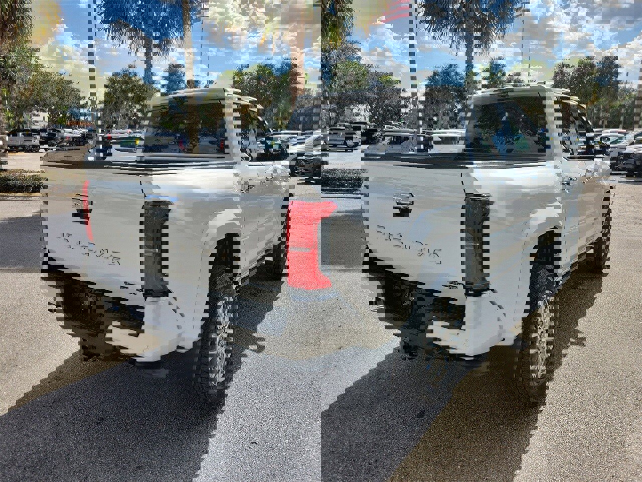 Used 2025 Toyota Tacoma Limited image 3