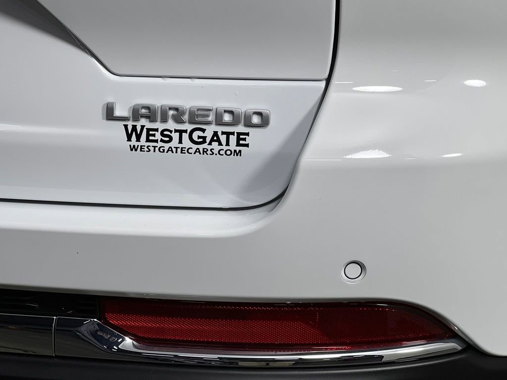 New 2025 Jeep Grand Cherokee Laredo w/ Luxury Tech Group I image 42