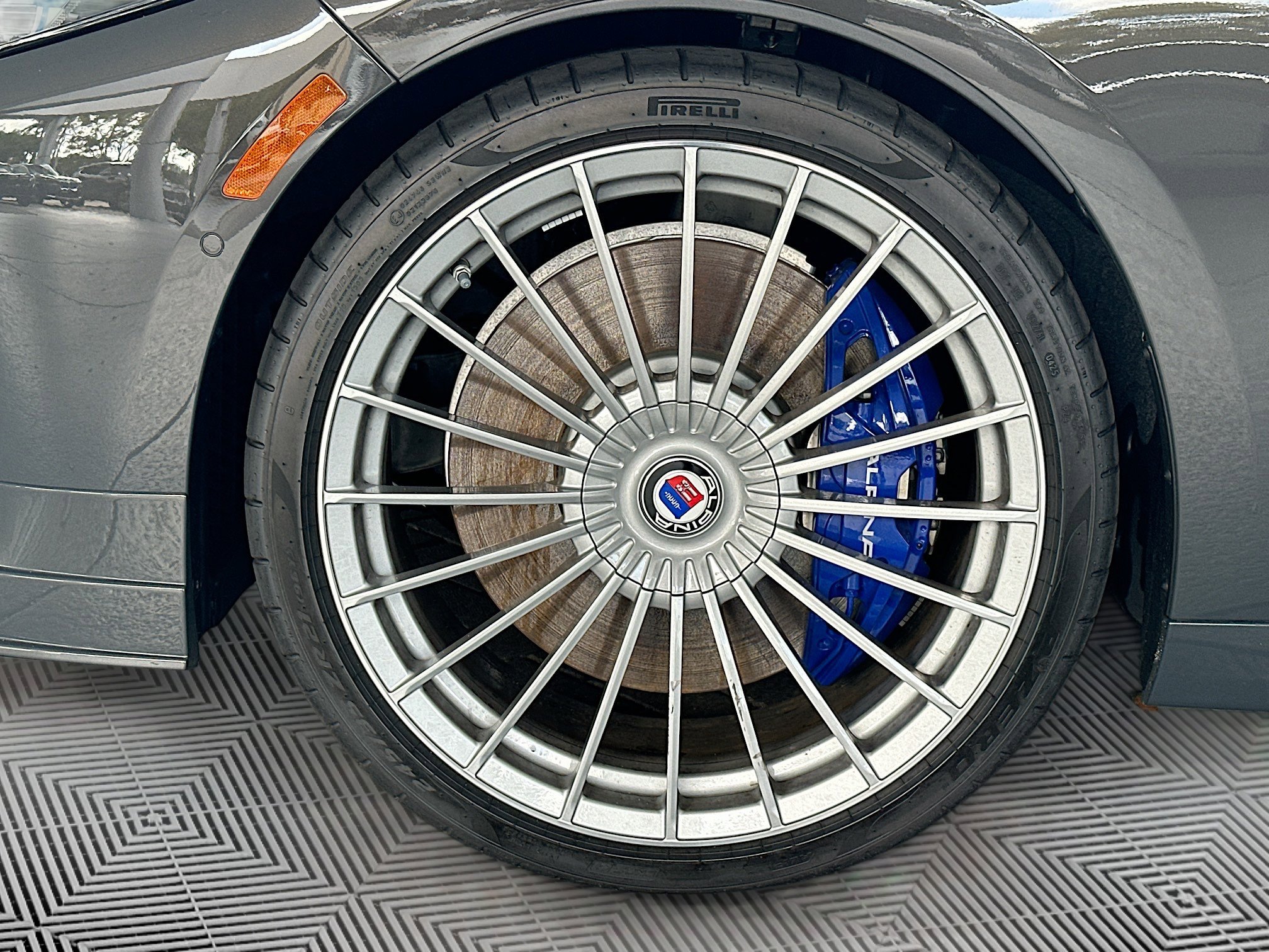 New 2025 BMW ALPINA B8 xDrive Gran Coupe image 25