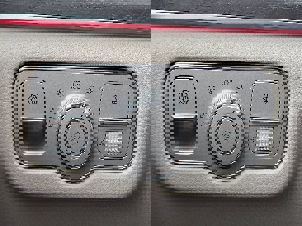 Used 2020 Mercedes-Benz GLE 350 4MATIC image 22