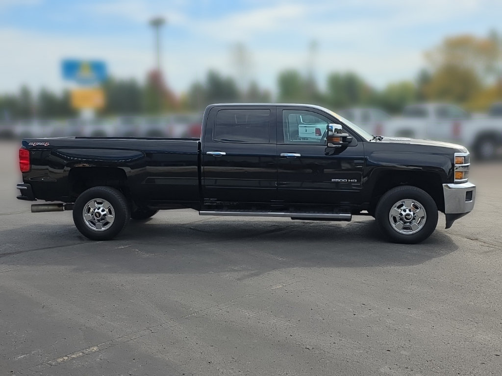 Used 2015 Chevrolet Silverado 2500 LT w/ LT Convenience Package AWD/4WD image 8