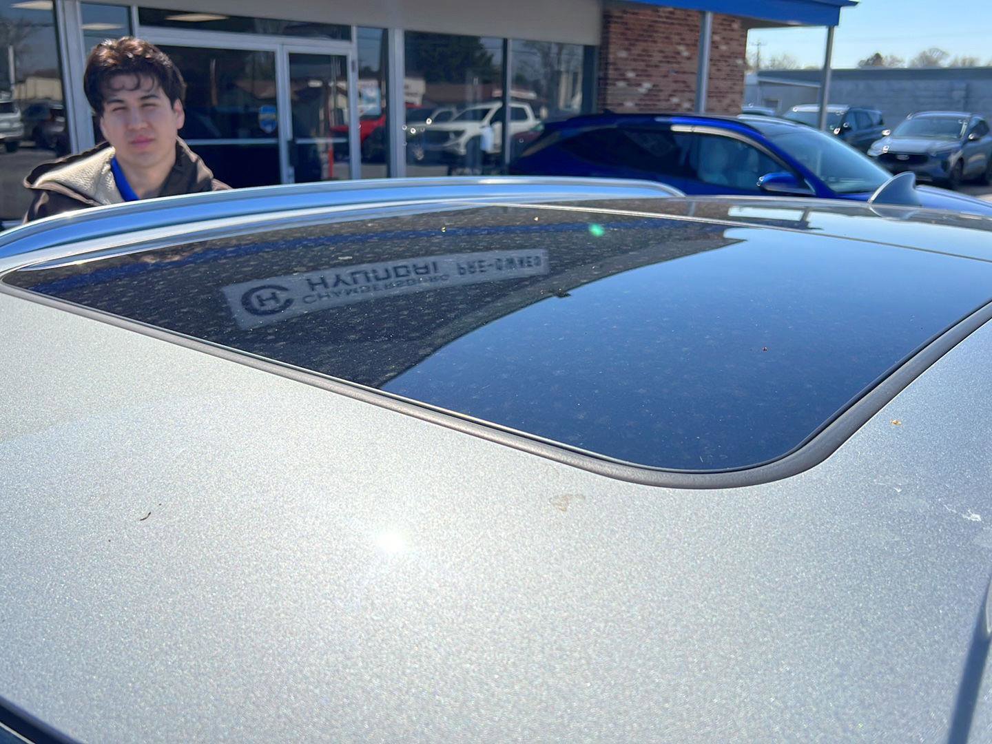 Used 2023 Buick Envision Avenir image 9