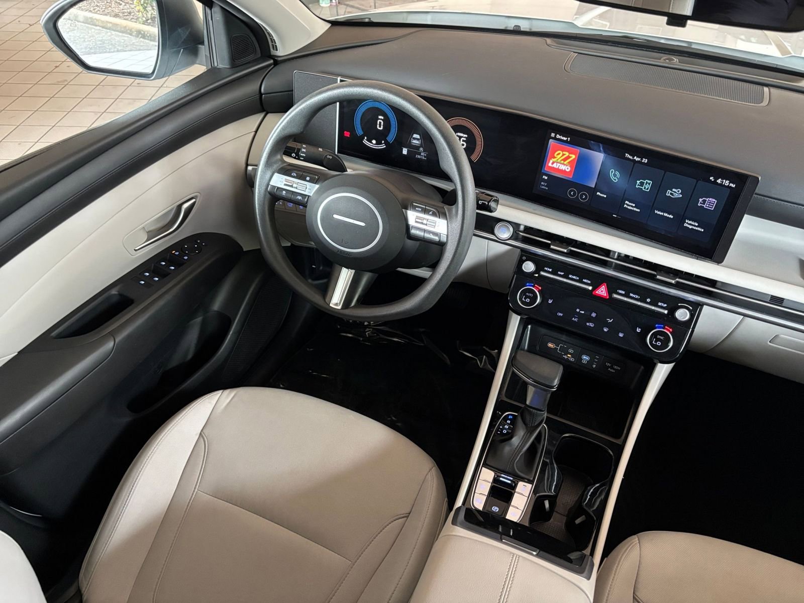 Used 2025 Hyundai Tucson SEL FWD image 35