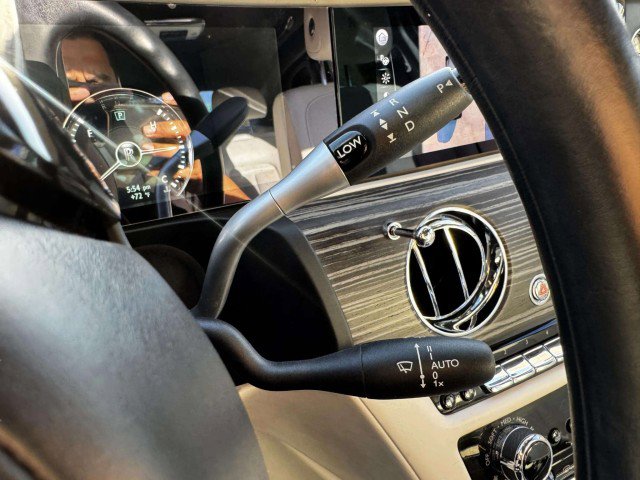 Used 2021 Rolls-Royce Ghost image 32