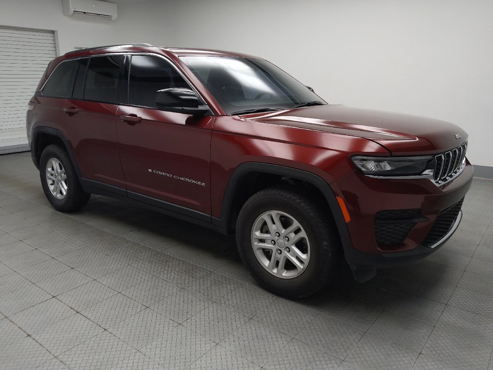 Used 2023 Jeep Grand Cherokee Laredo w/ Luxury Tech Group I AWD/4WD image 11