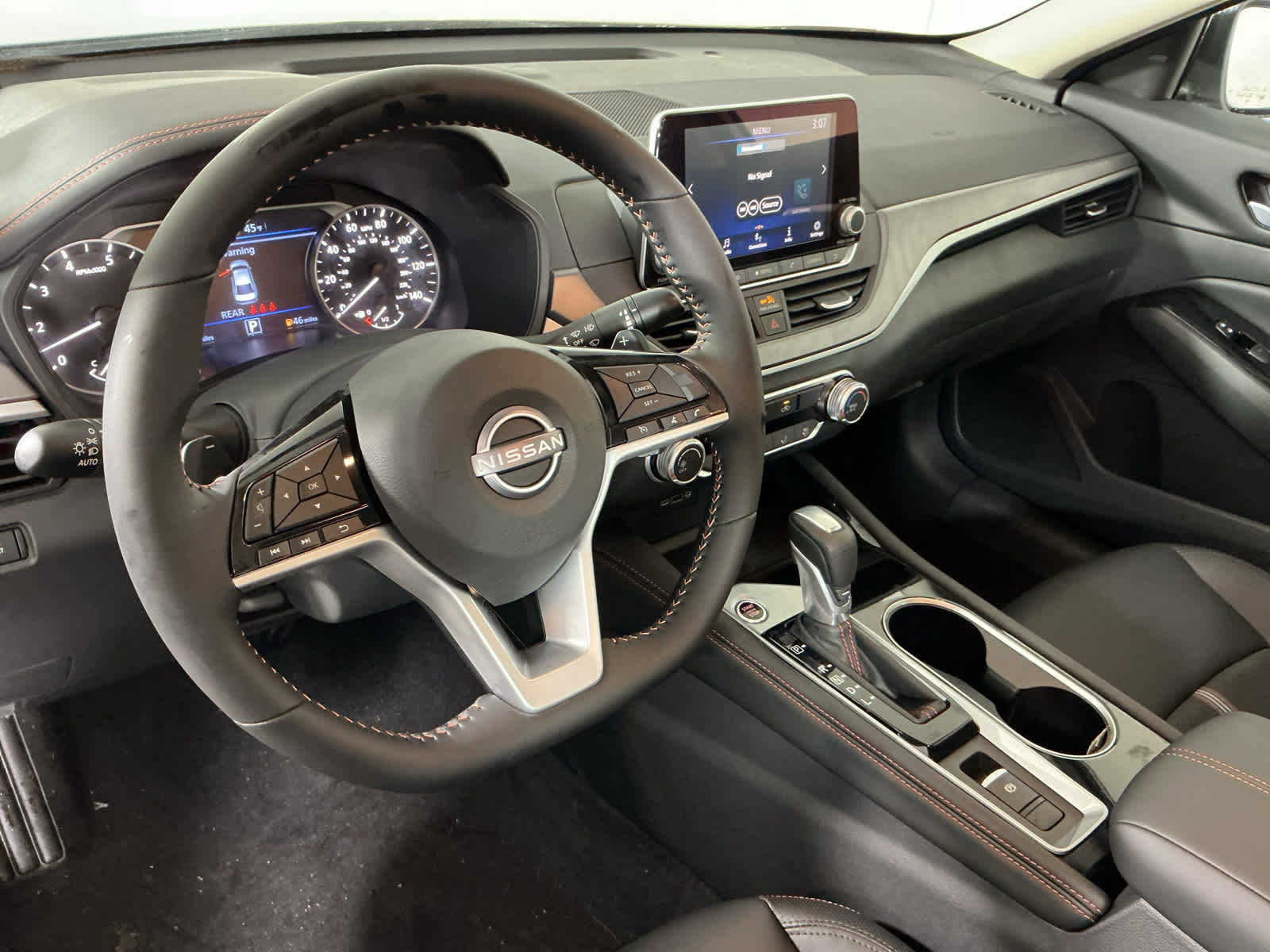 New 2025 Nissan Altima 2.5 SR image 10