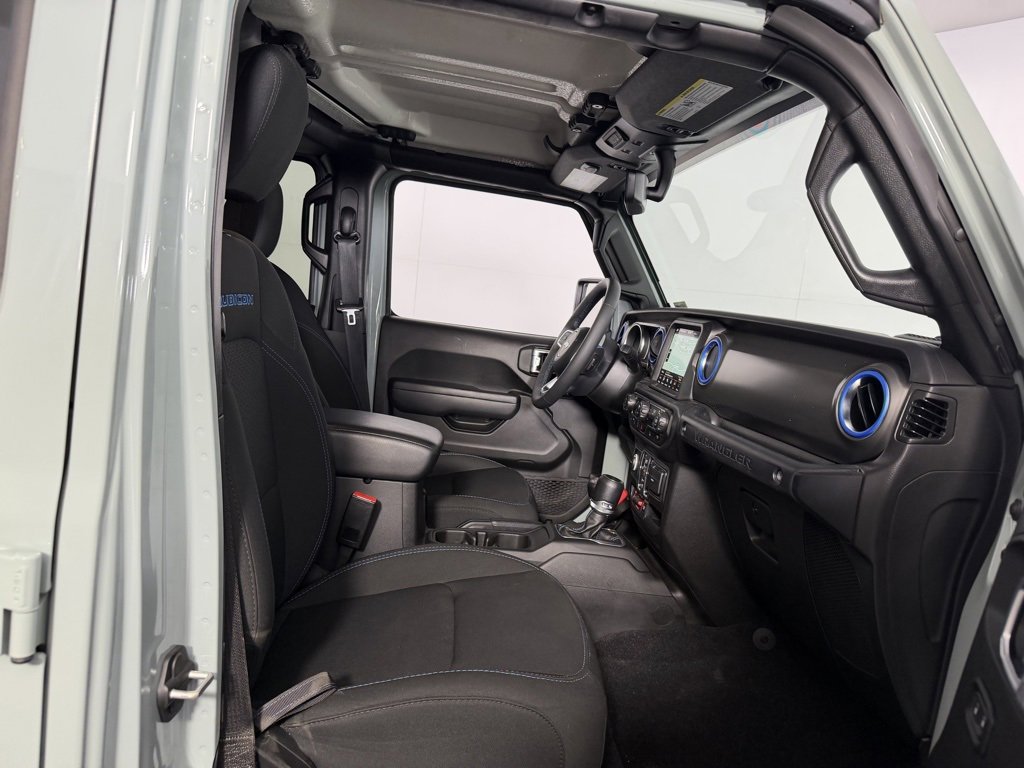Certified 2023 Jeep Wrangler Unlimited Rubicon 4xe image 30