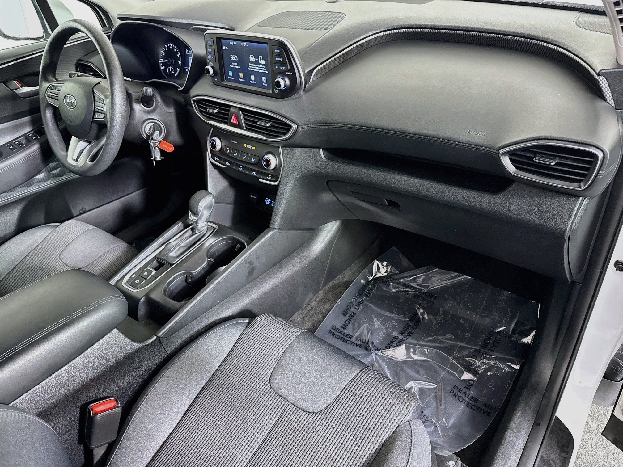 Used 2020 Hyundai Santa Fe SE FWD image 29