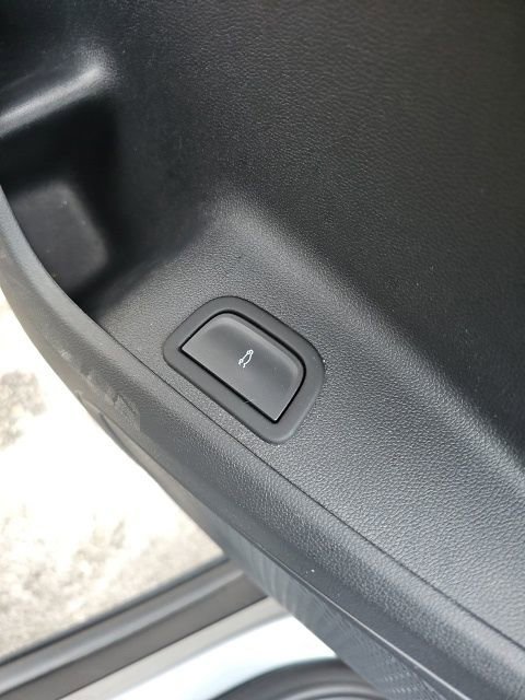 Used 2024 Chevrolet Traverse LT image 38