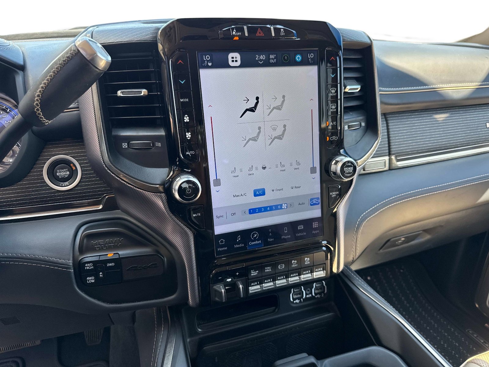 Used 2022 RAM 3500 Limited image 23