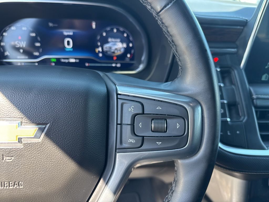 Used 2024 Chevrolet Tahoe Premier AWD/4WD image 18