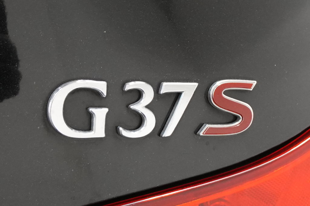 Used 2011 INFINITI G37 Journey w/ Premium Pkg RWD image 10