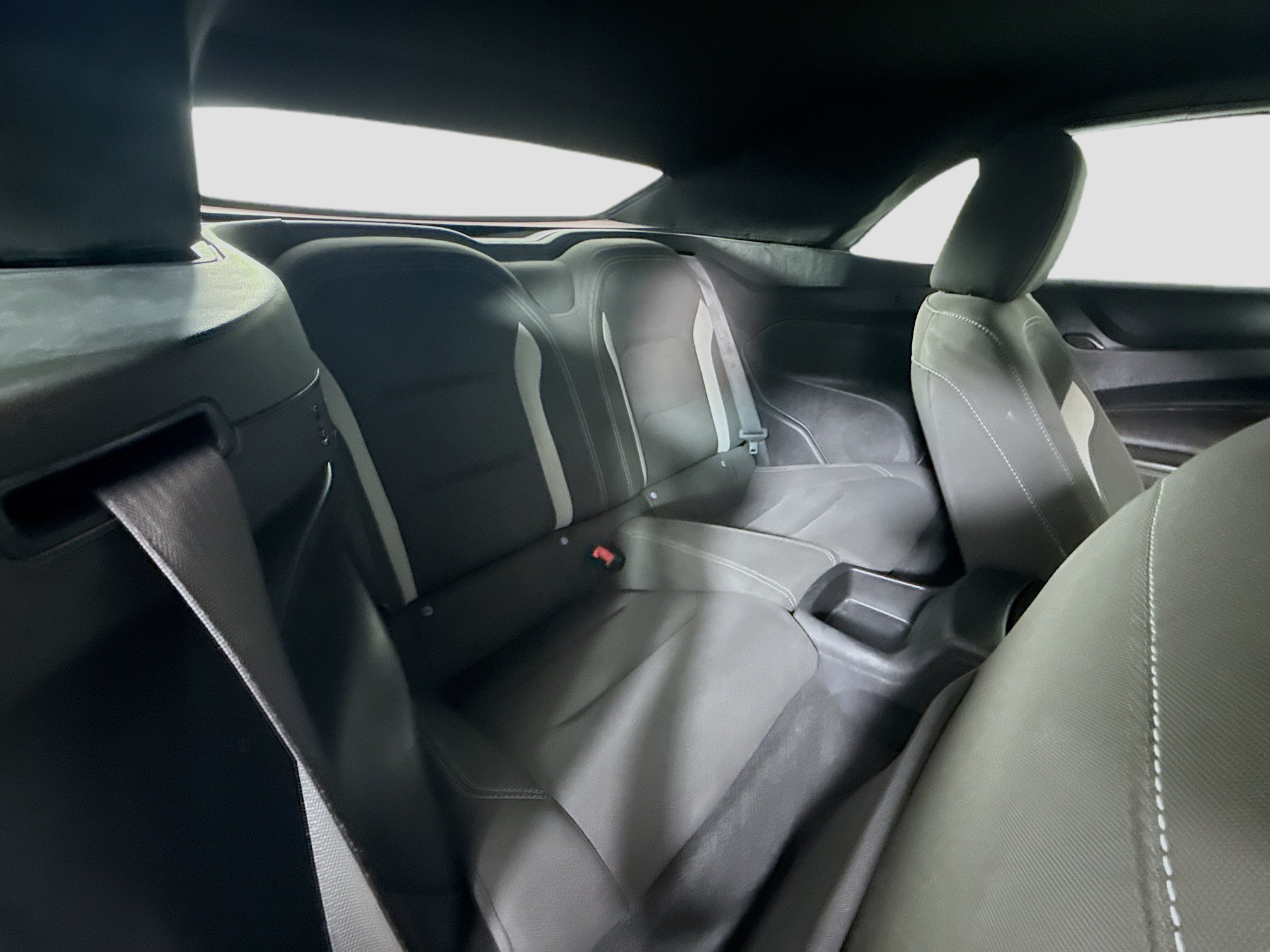 Used 2019 Chevrolet Camaro LT RWD image 26