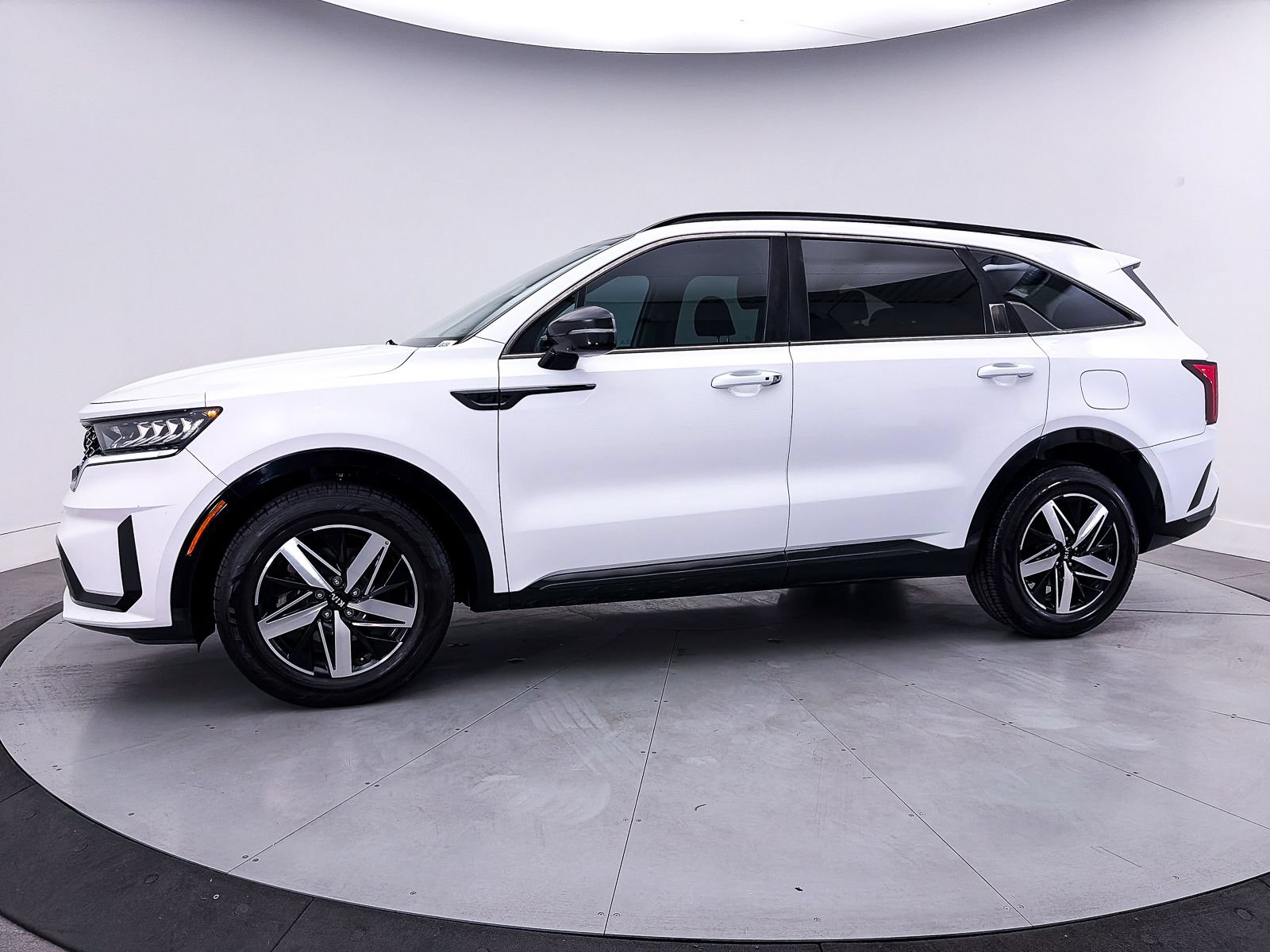 Used 2021 Kia Sorento S w/ Panoramic Sunroof Package FWD image 36