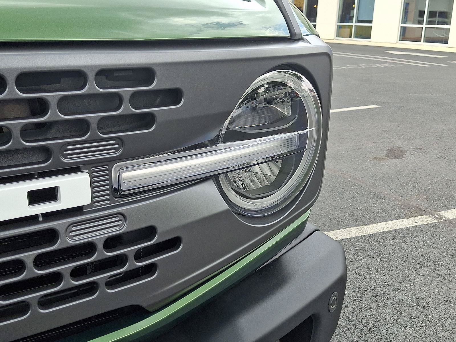 Used 2022 Ford Bronco Badlands AWD/4WD image 9