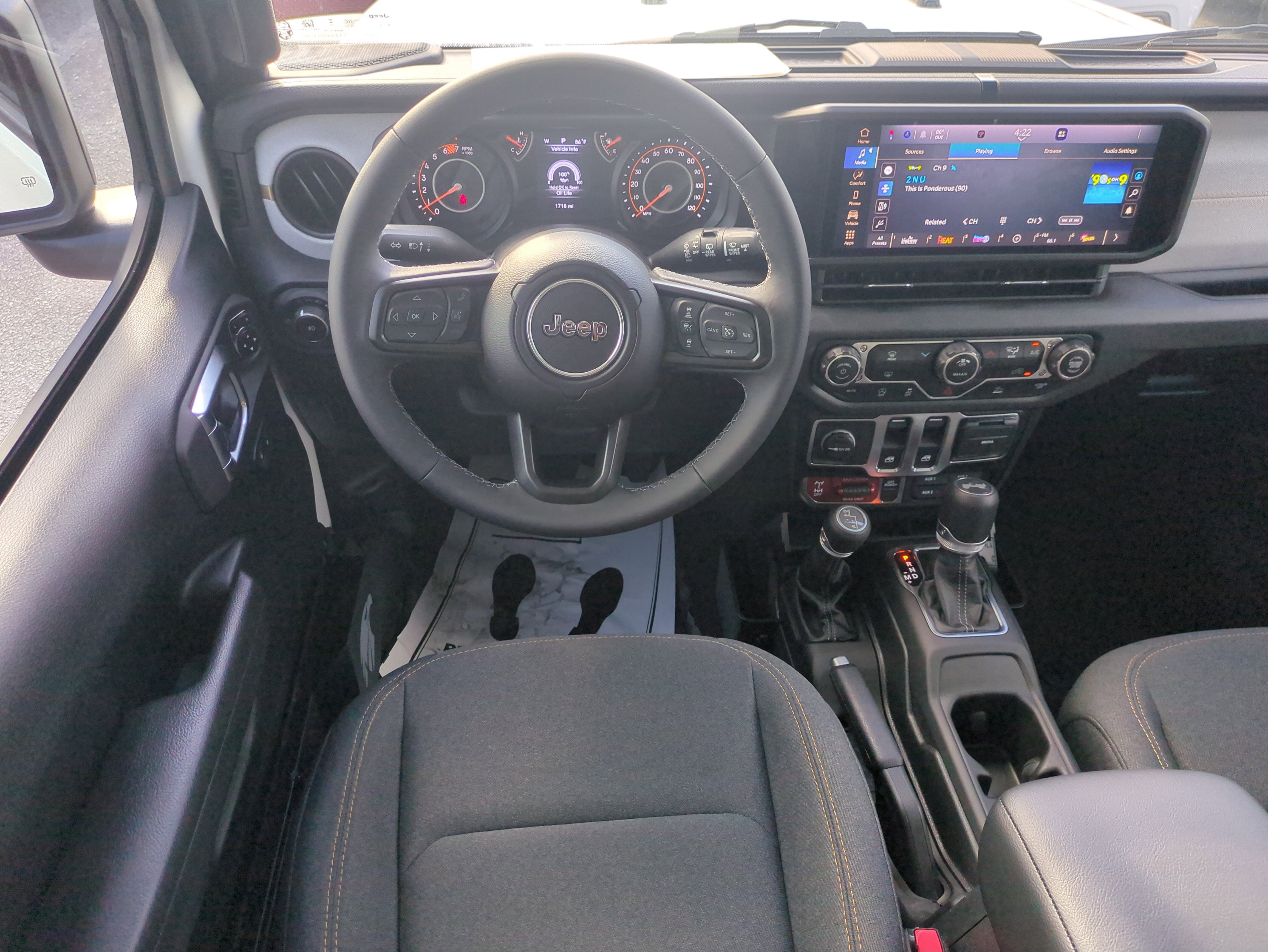 Certified 2025 Jeep Wrangler Willys image 18