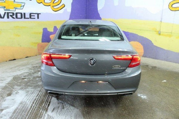 Used 2019 Buick LaCrosse Premium image 4