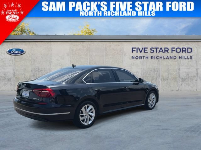 Used 2018 Volkswagen Passat 2.0T SE FWD image 9