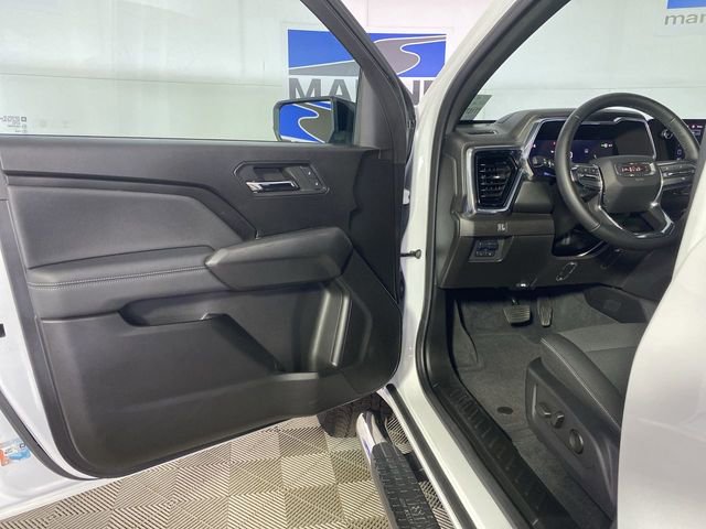 Certified 2024 GMC Canyon Elevation w/ Convenience Package image 28