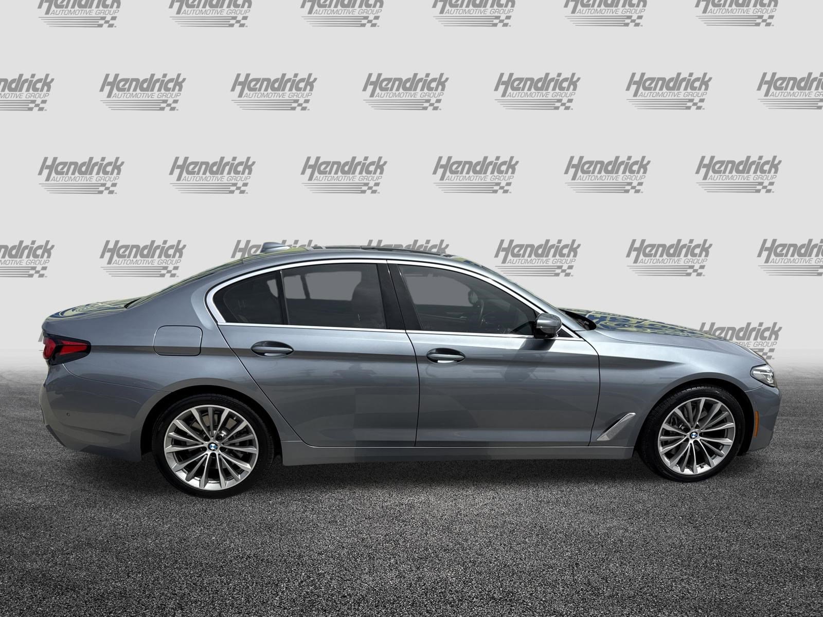 Used 2021 BMW 540i w/ Premium Package RWD image 11