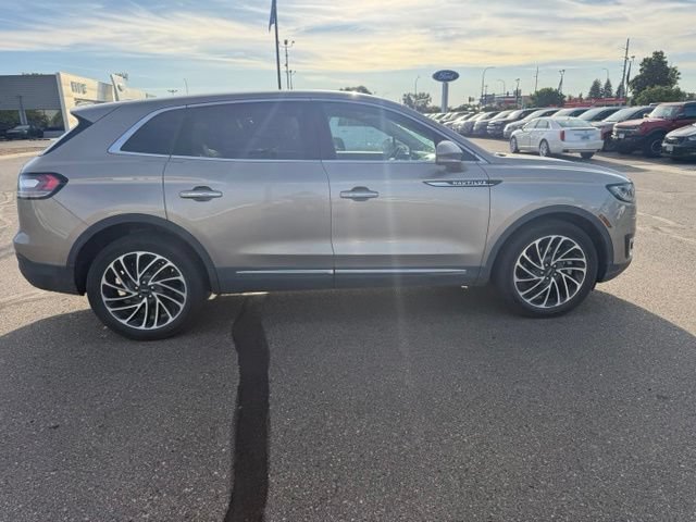 Used 2019 Lincoln Nautilus Reserve AWD/4WD image 11