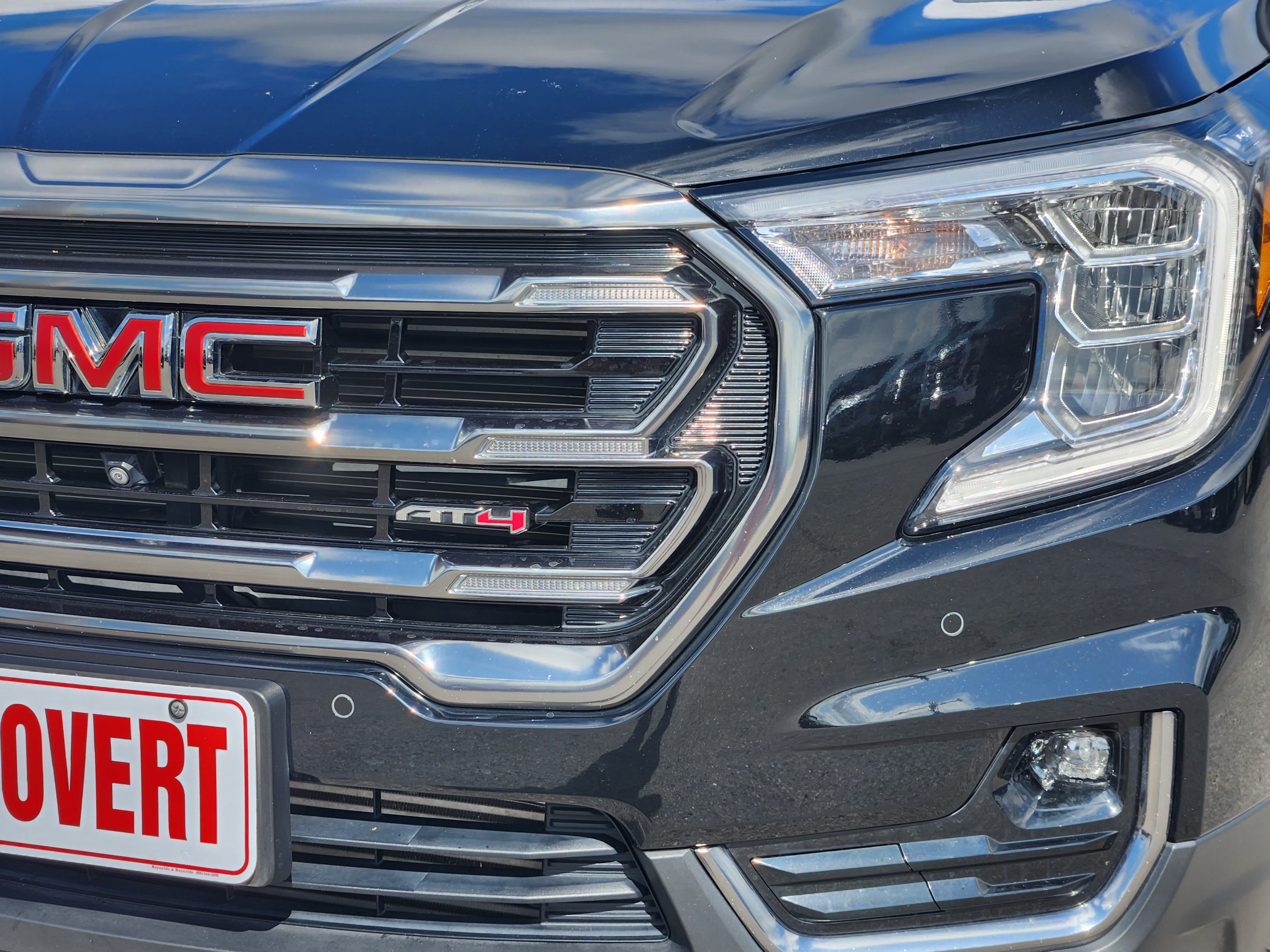 Used 2023 GMC Terrain AT4 w/ Tech Package AWD/4WD image 8