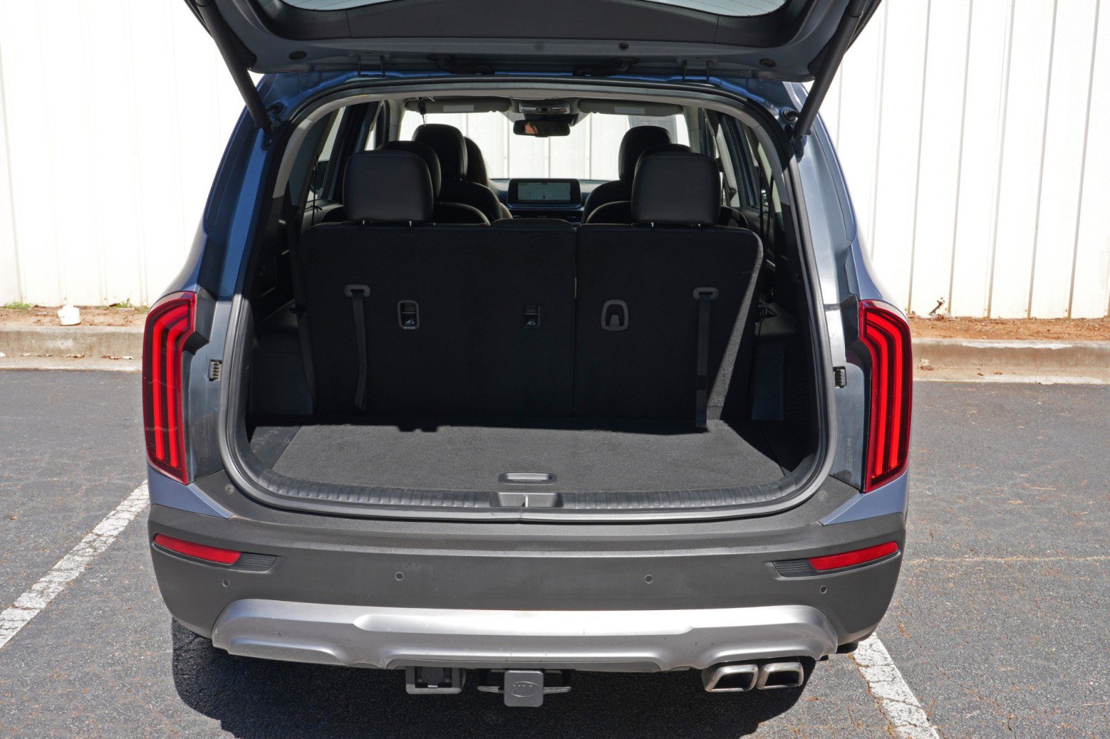 Used 2021 Kia Telluride EX w/ EX Premium Package FWD image 9