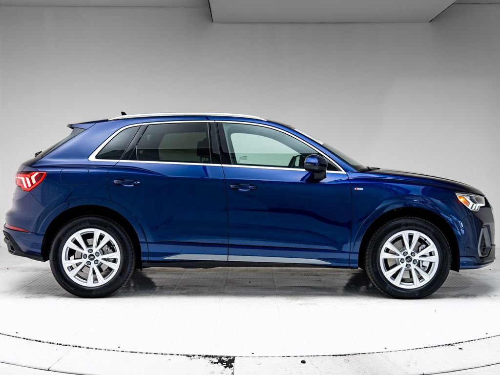 Certified 2025 Audi Q3 2.0T Premium Plus w/ Premium Plus Package image 28