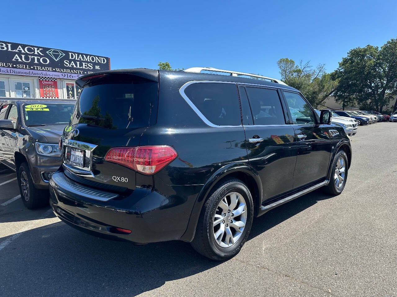 Used 2014 INFINITI QX80 4WD w/ Theater Package image 6