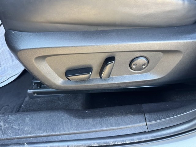 Used 2023 Mitsubishi Outlander SE Black Edition image 11