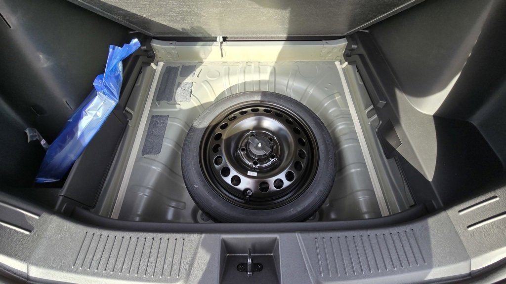 New 2025 Chevrolet Trax LT w/ Driver Confidence Package image 32