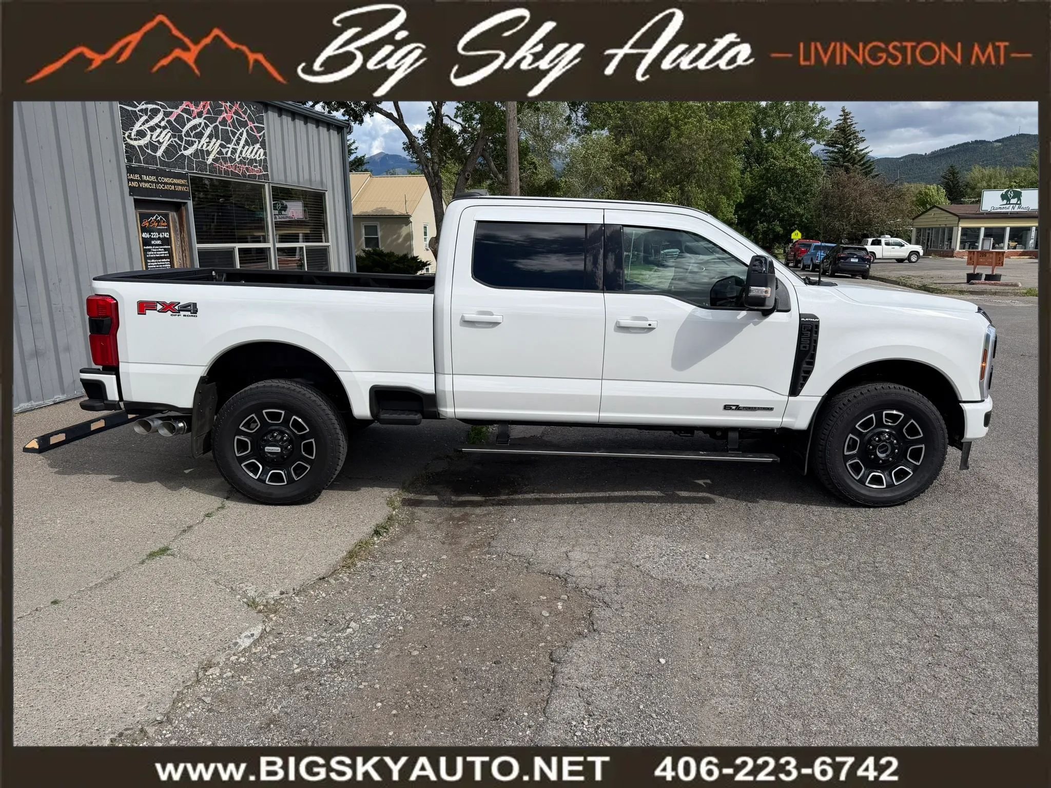 Used 2025 Ford F350 Platinum AWD/4WD image 6