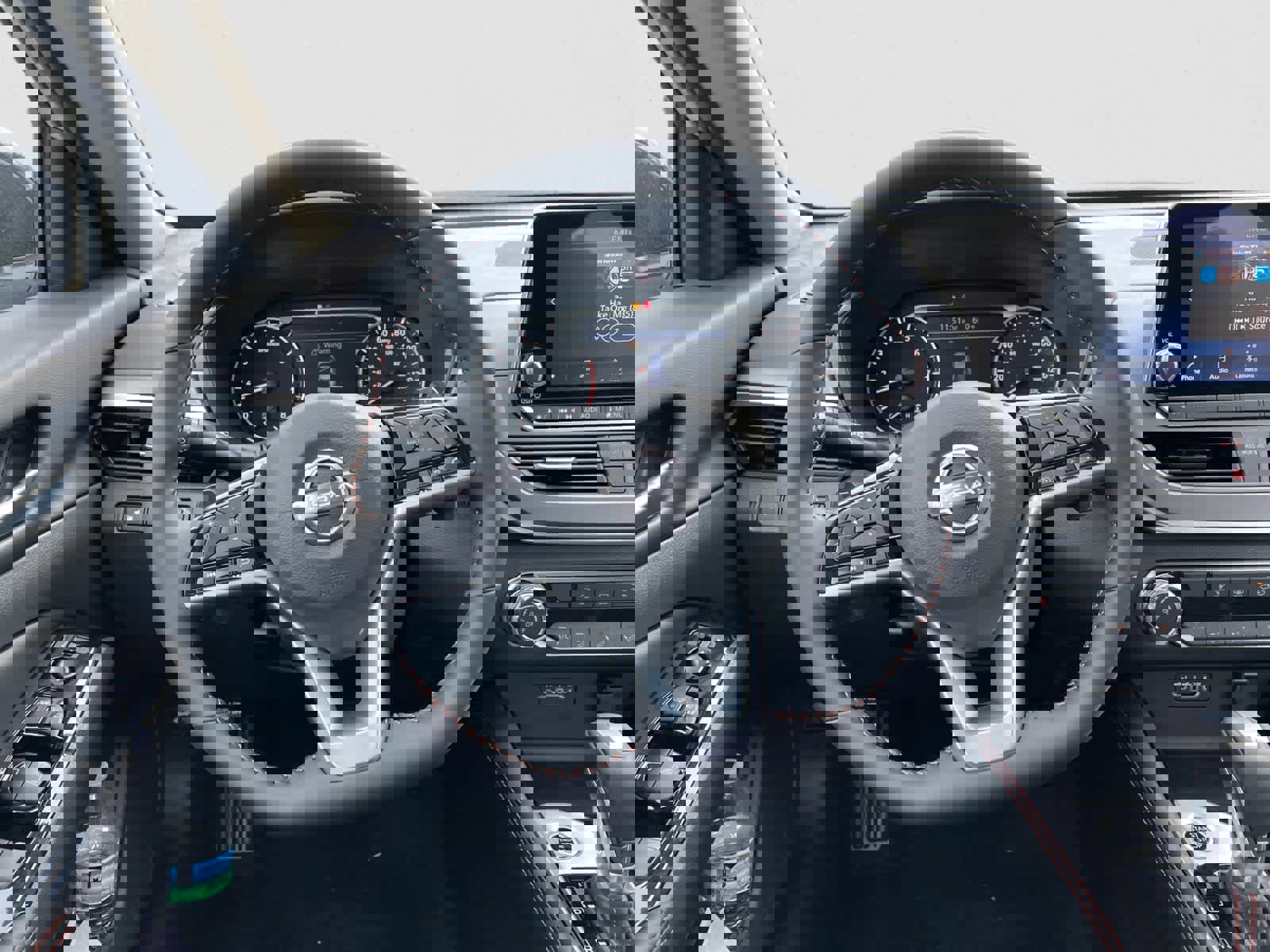 New 2025 Nissan Altima 2.5 SR image 13