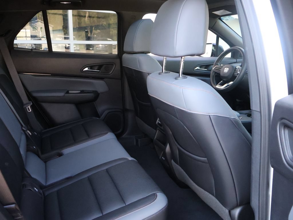Used 2025 Honda Prologue Elite image 11