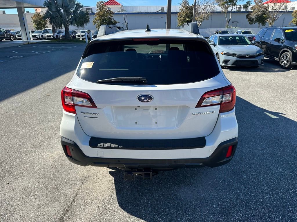 Used 2018 Subaru Outback 2.5i Limited image 6