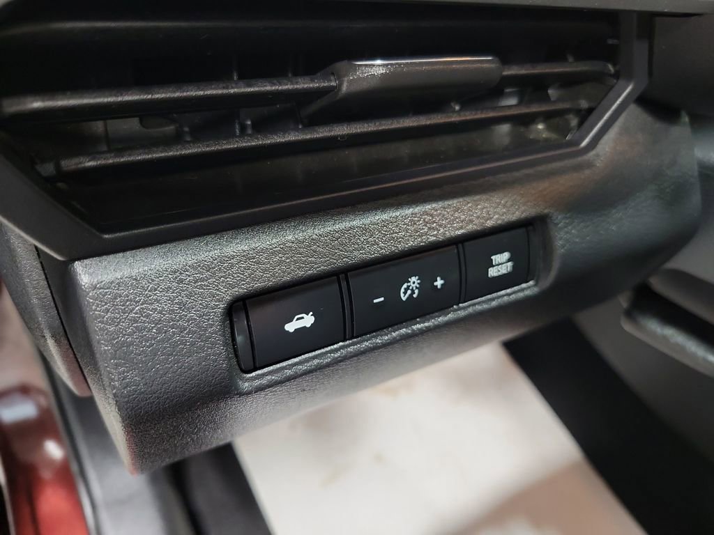 Used 2024 Nissan Altima 2.5 SV image 44