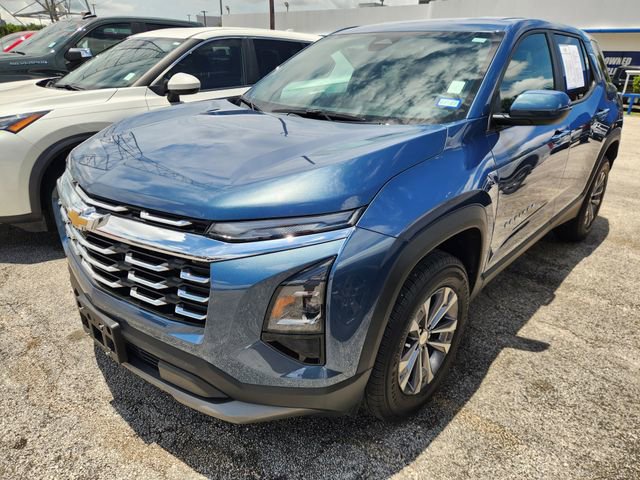 Used 2026 Chevrolet Equinox LT FWD image 3