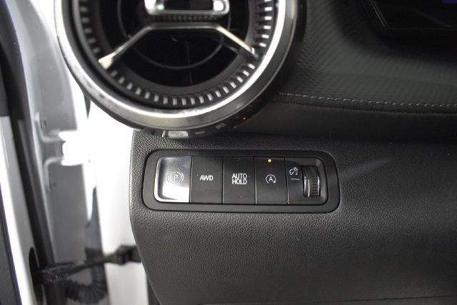 Used 2026 Chevrolet Equinox LT AWD/4WD image 13