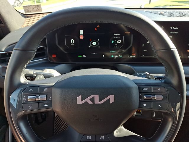 Used 2024 Kia EV9 GT-Line AWD/4WD image 21