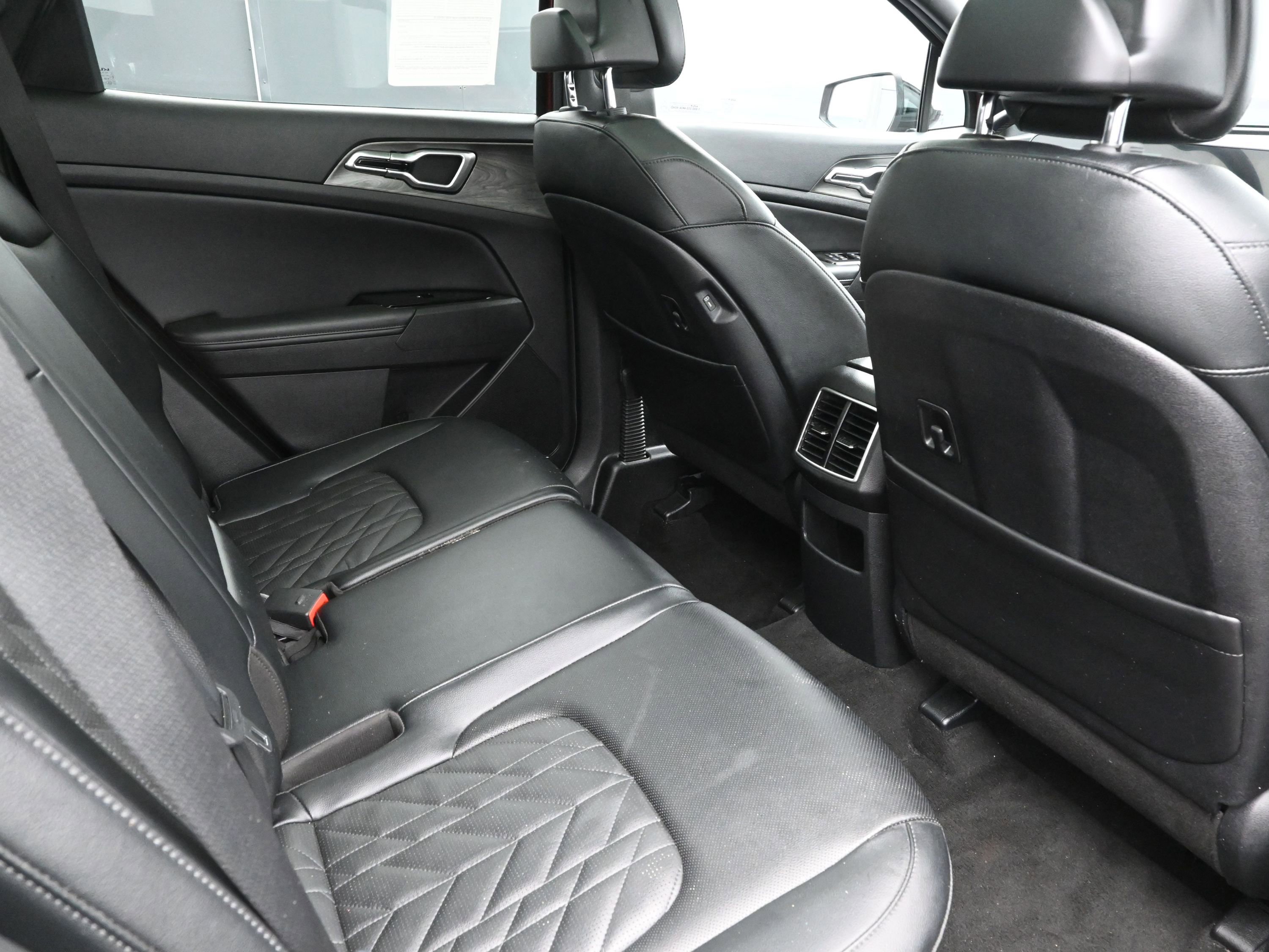 Used 2023 Kia Sportage X-Line w/ X-Line Premium Package image 24