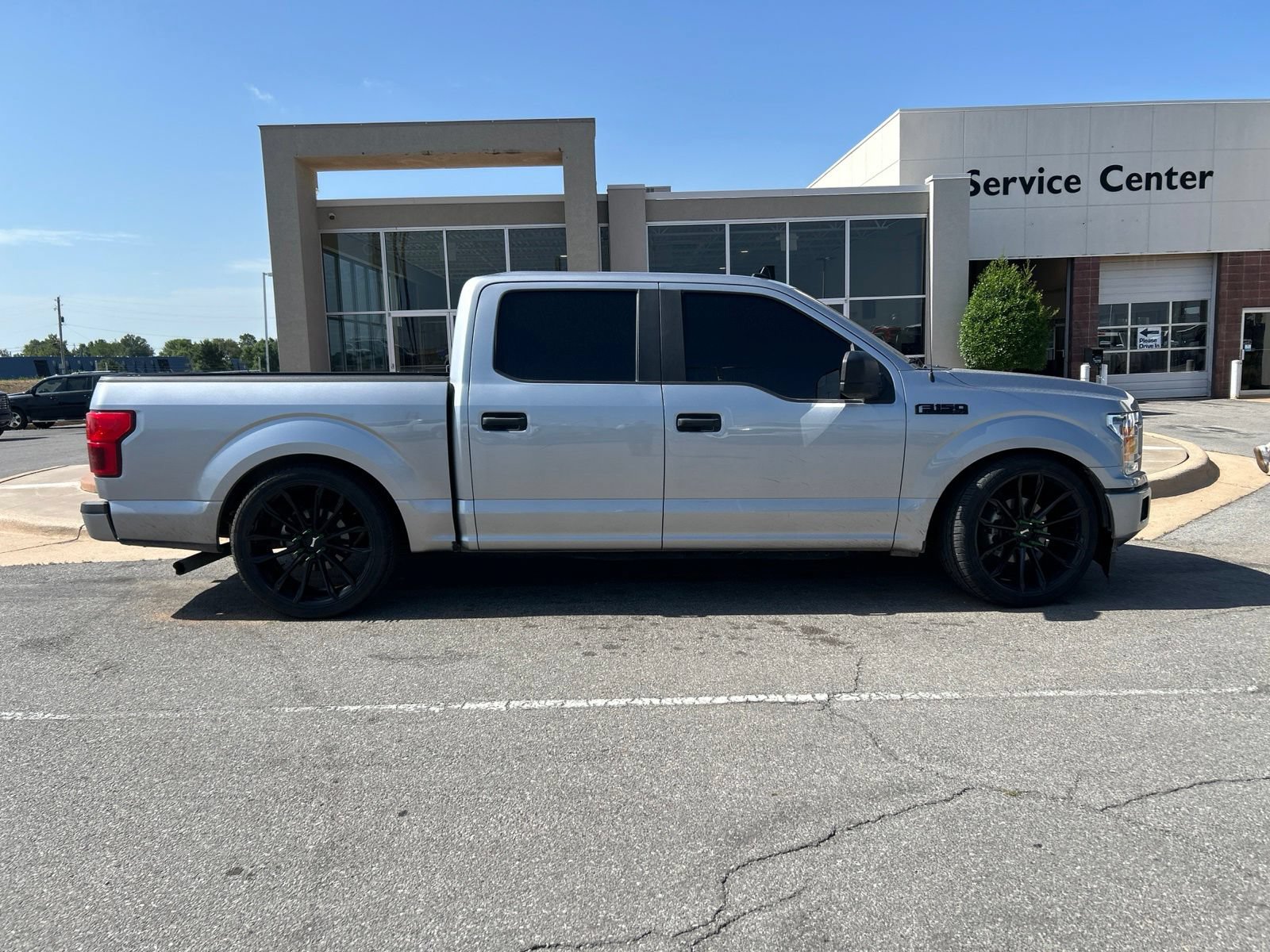 Used 2020 Ford F150 XL w/ Equipment Group 101A Mid RWD image 4