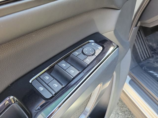 Used 2024 Nissan Pathfinder SL w/ SL Premium Package FWD image 8