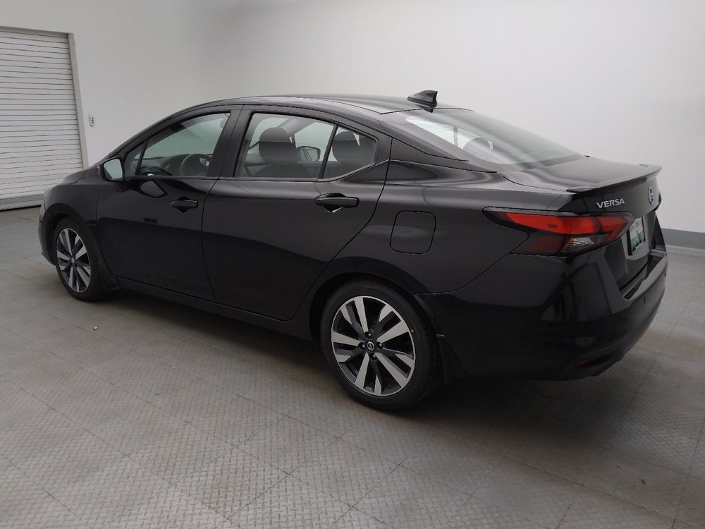 Used 2020 Nissan Versa SR FWD image 3