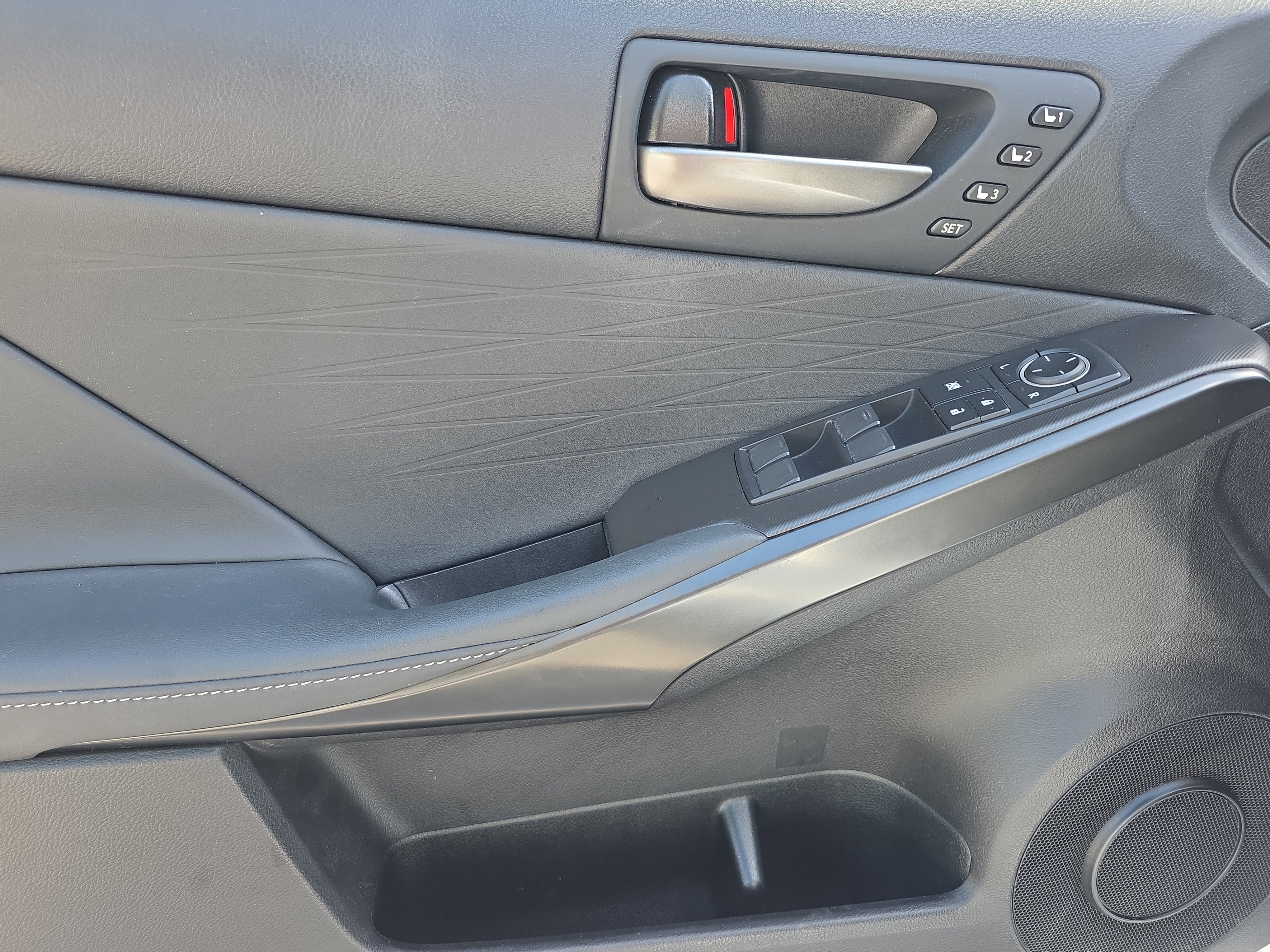 Used 2023 Lexus IS 350 F Sport w/ Navigation Package image 21