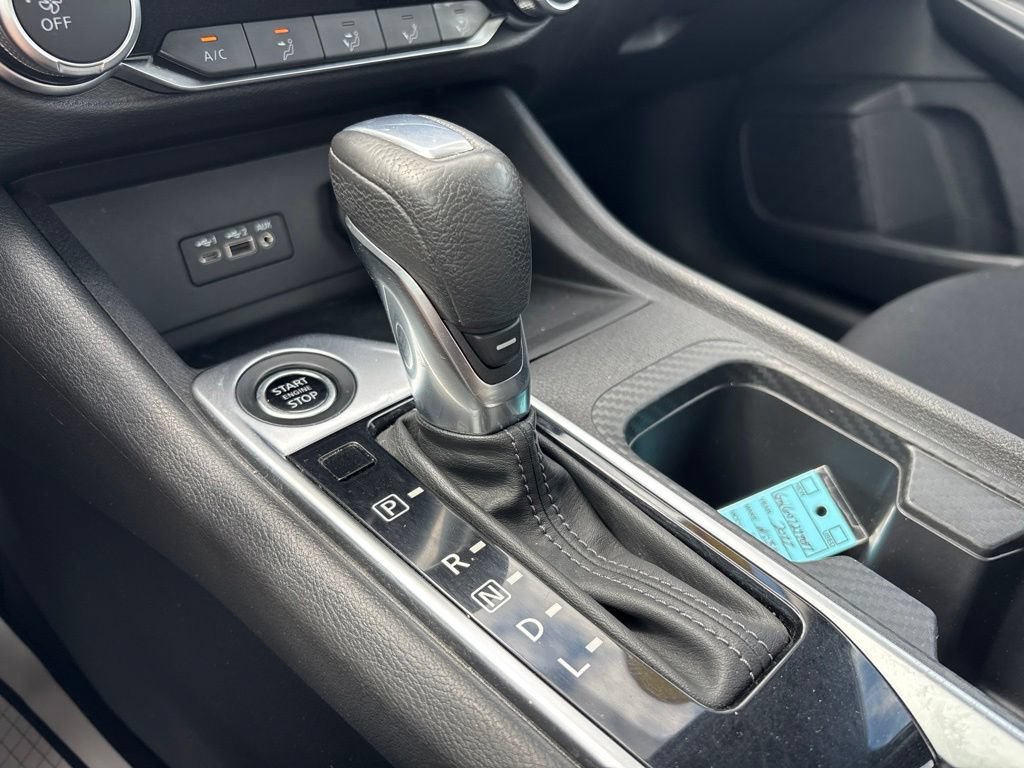 Used 2022 Nissan Sentra SV w/ Electronics Package FWD image 27