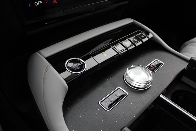 New 2026 Lincoln Navigator L Black Label AWD/4WD image 46