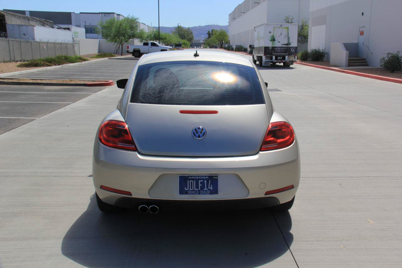Used 2012 Volkswagen Beetle 2.5 FWD image 6