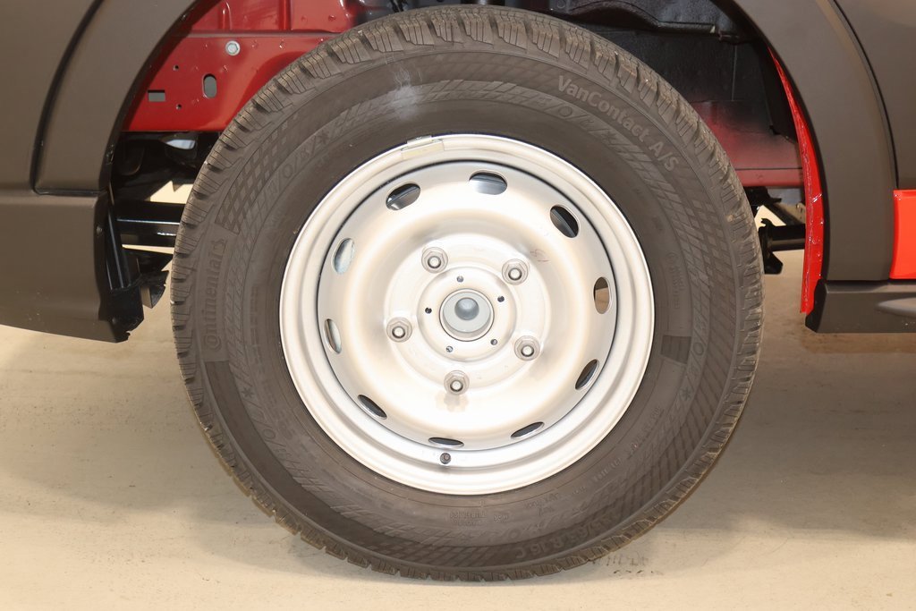 New 2025 Ford Transit 250 Medium Roof image 31