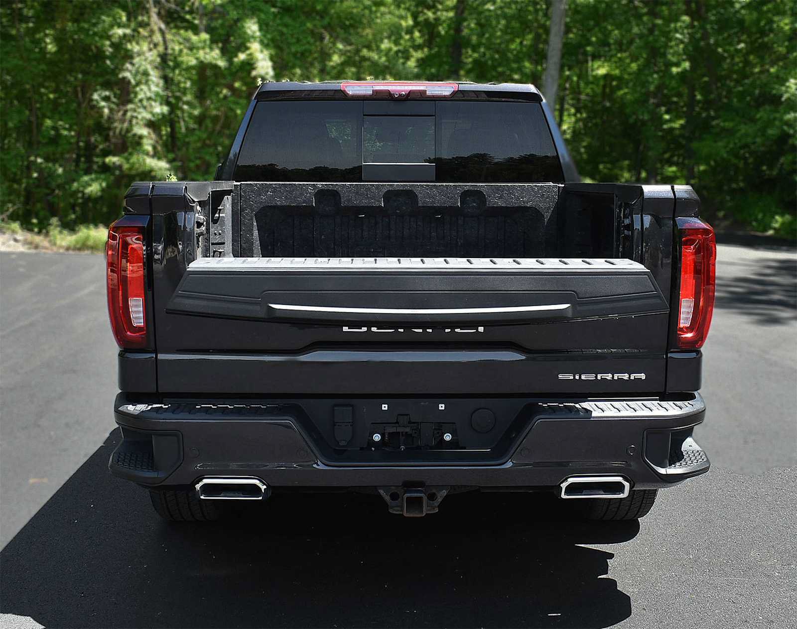 Used 2022 GMC Sierra 1500 Denali Ultimate AWD/4WD image 9